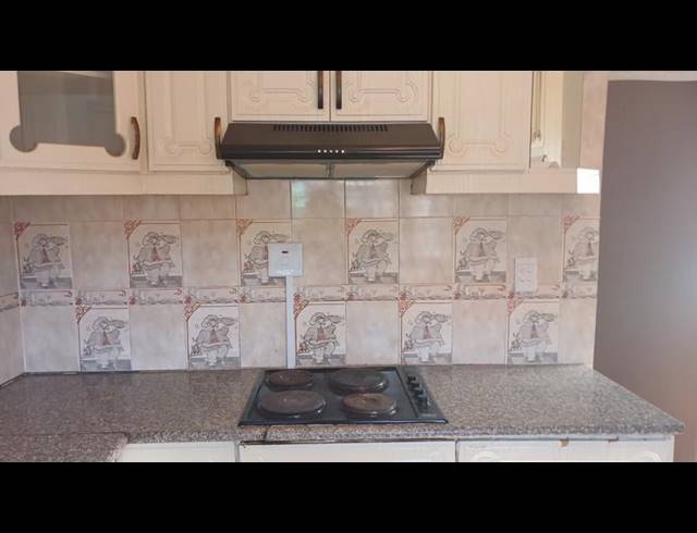 2 BEDROOM PROPERTY TO RENT IN MONTFORD